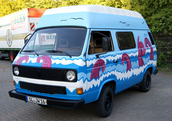 Graffiti VW Bus